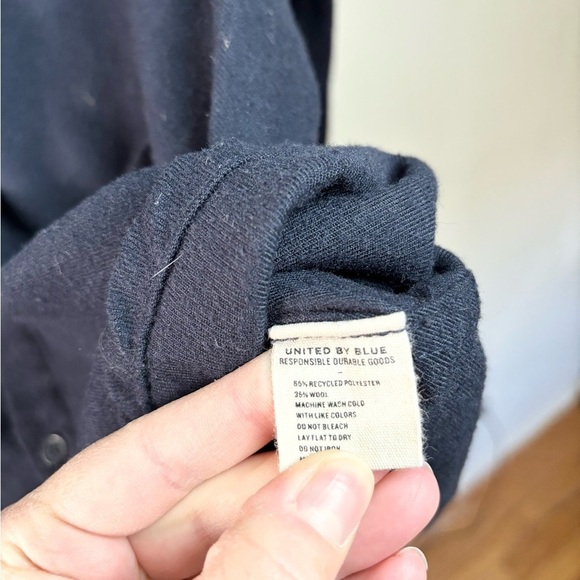 United By Blue responsible flannel men’s button down casual wool blend SM - Picture 3 of 5